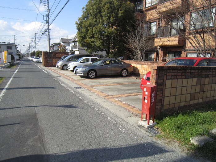 駐車場 希羅乃郷