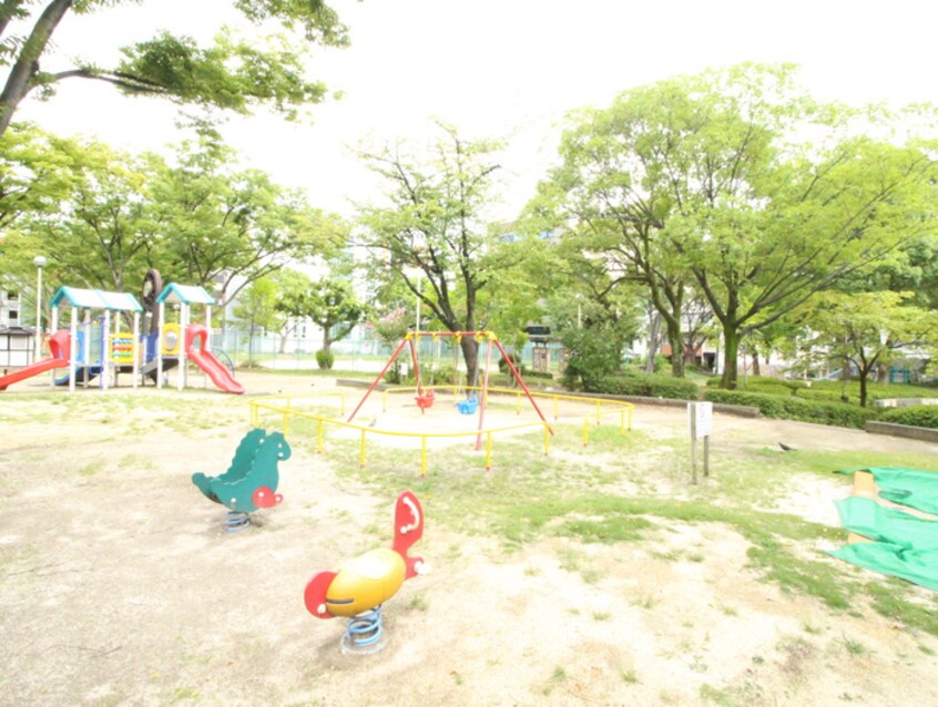 仲ノ町公園(公園)まで385m パルナス栄