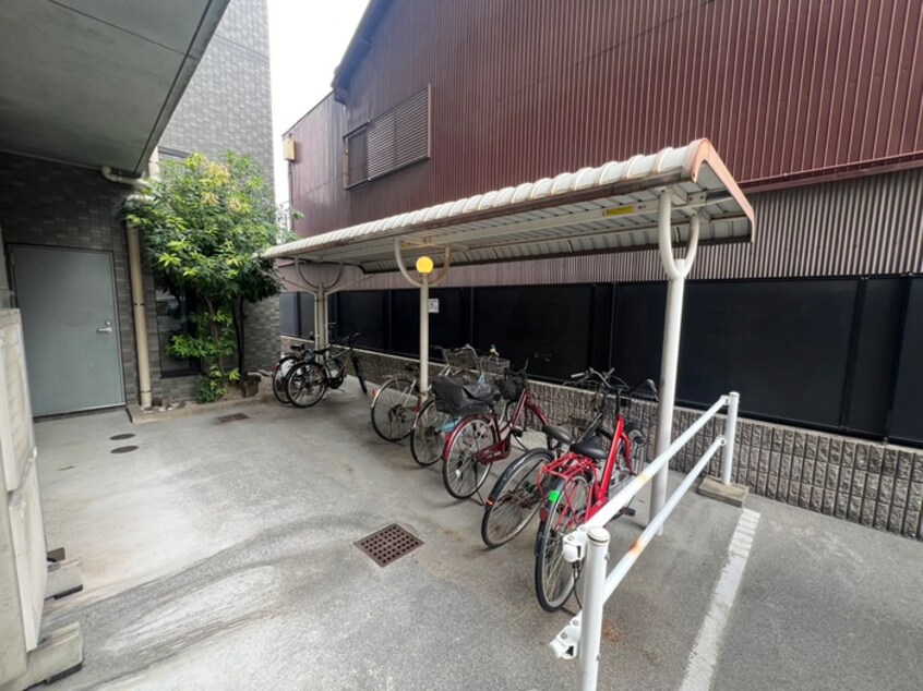 駐輪場 太閤通マンション
