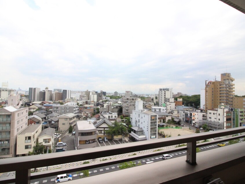 室内からの展望 ウィステリア神宮西