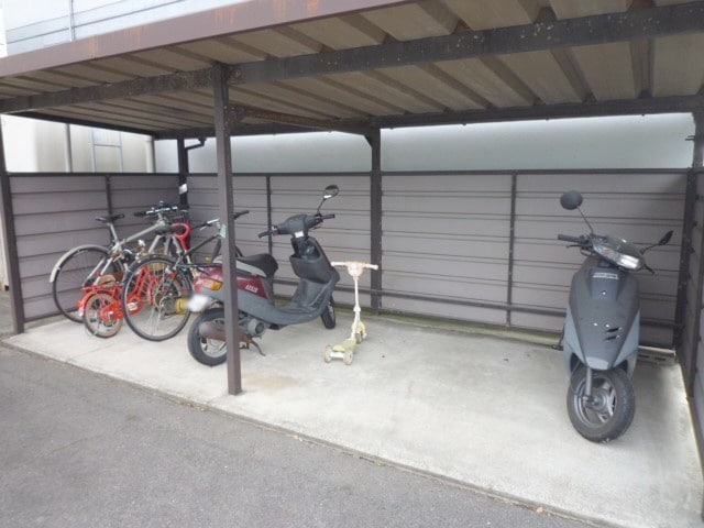 駐輪場 衣浦マンション