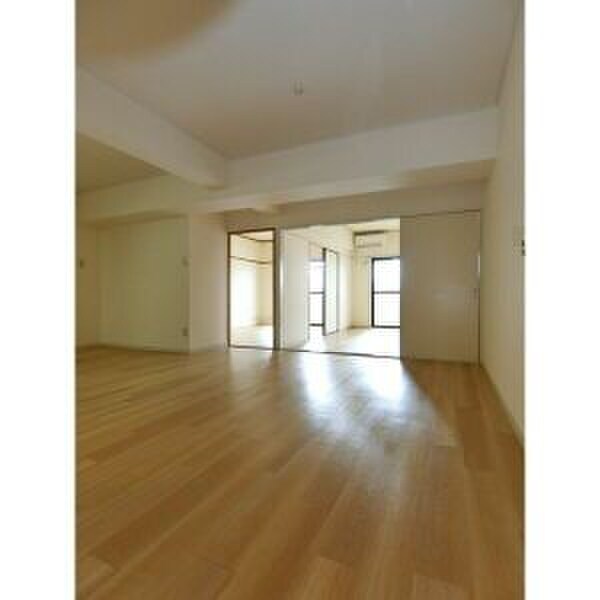 居室 パ－クサイドメゾン伏見