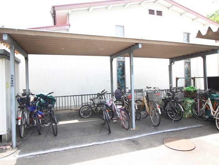 駐輪場 ラ・メゾン勝建