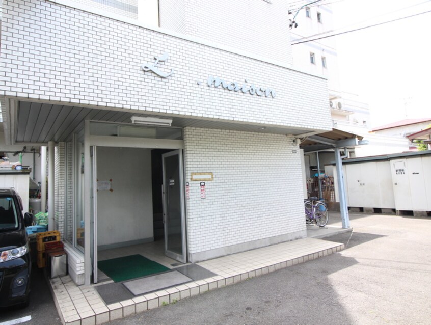 エントランス部分 ラ・メゾン勝建