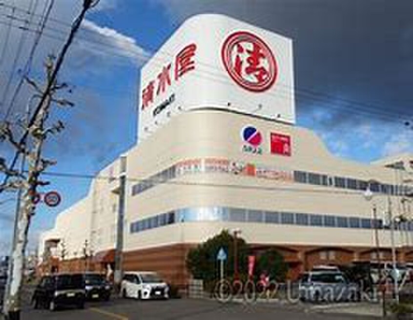 カネスエ　小牧清水屋店(スーパー)まで700m ラ・メゾン勝建