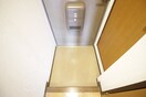 玄関 名織ビル
