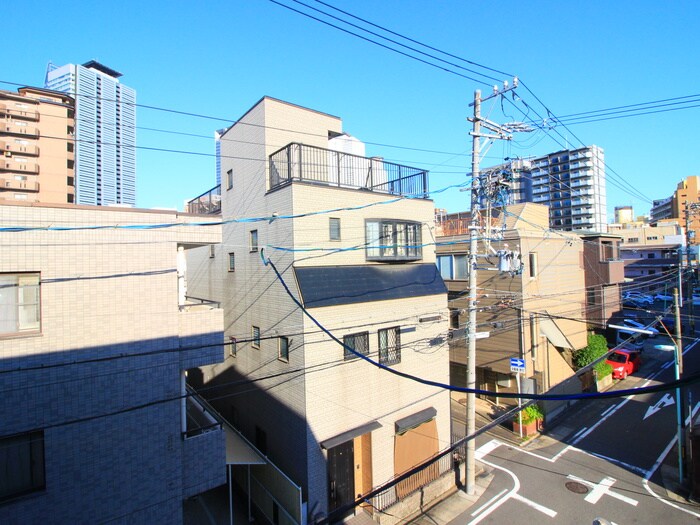 室内からの展望 ブルースカイ