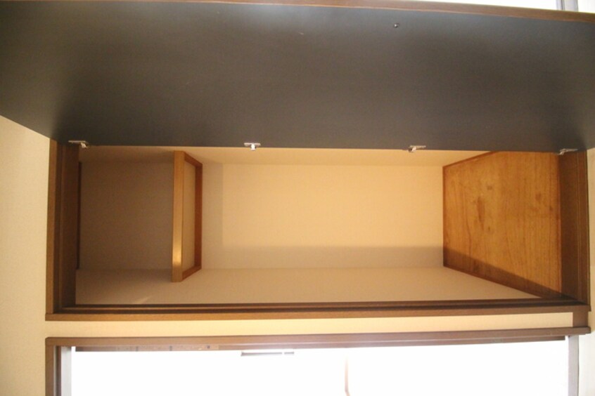 収納 サンリバーカトウ