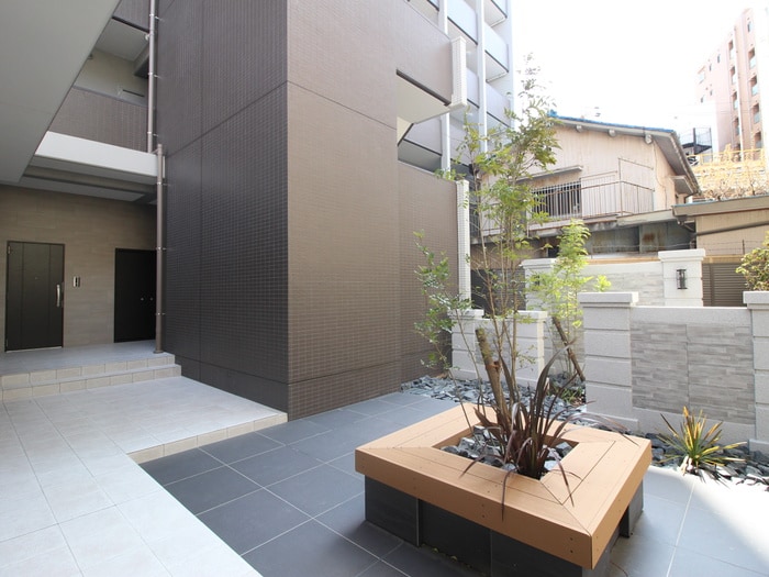 エントランス部分 シャルマンソワレ名駅