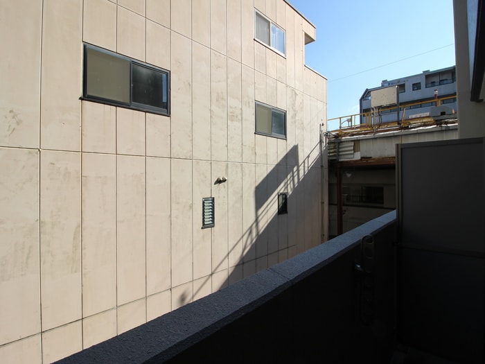 室内からの展望 シャルマンソワレ名駅