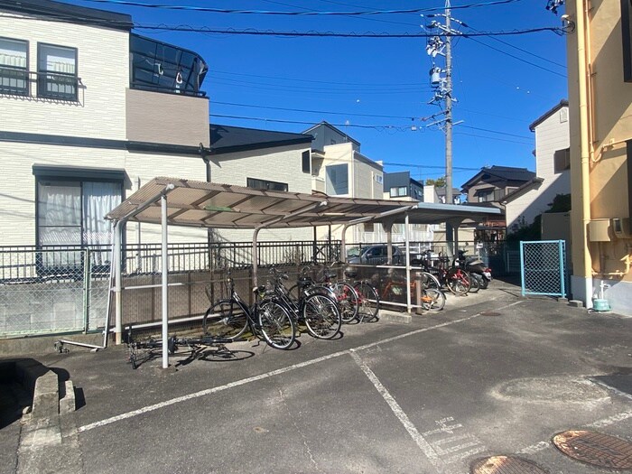 駐輪場 コーポ西栄