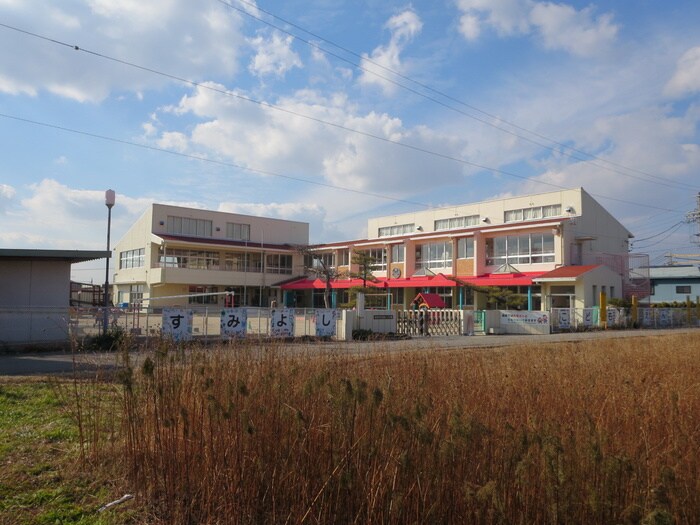 住吉こども園(幼稚園/保育園)まで1900m Ｌ Ａｂｒｉ