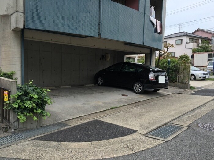 駐車場 ＶＩＶＩＤ原