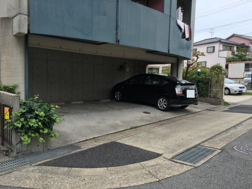 駐車場 ＶＩＶＩＤ原