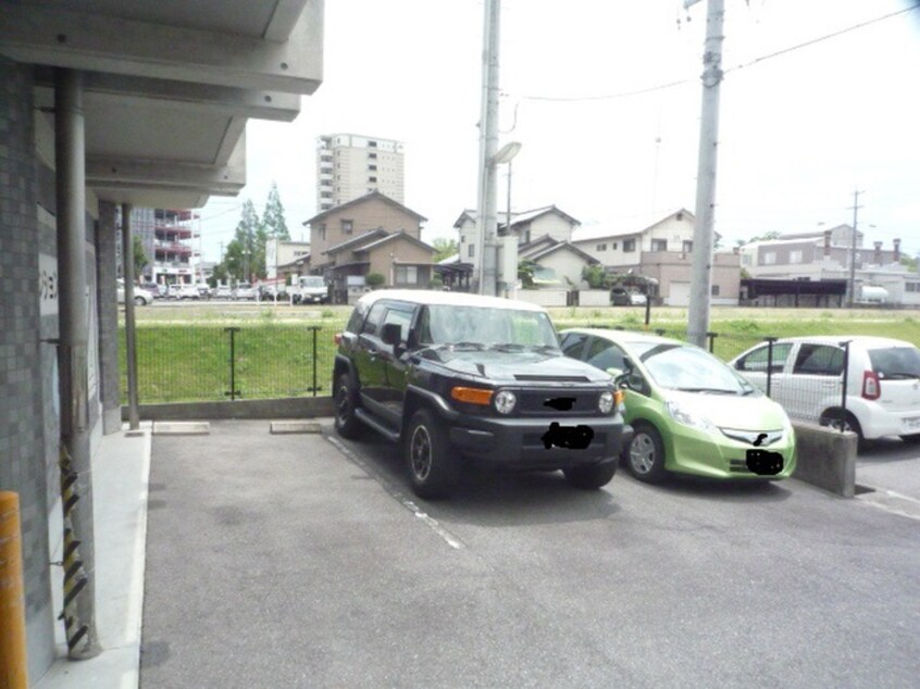 駐車場 マンション赤坂