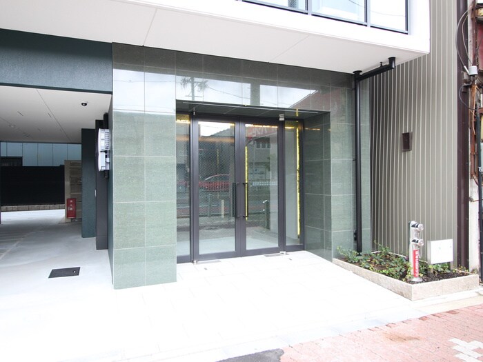 エントランス部分 lives residence 太閤通