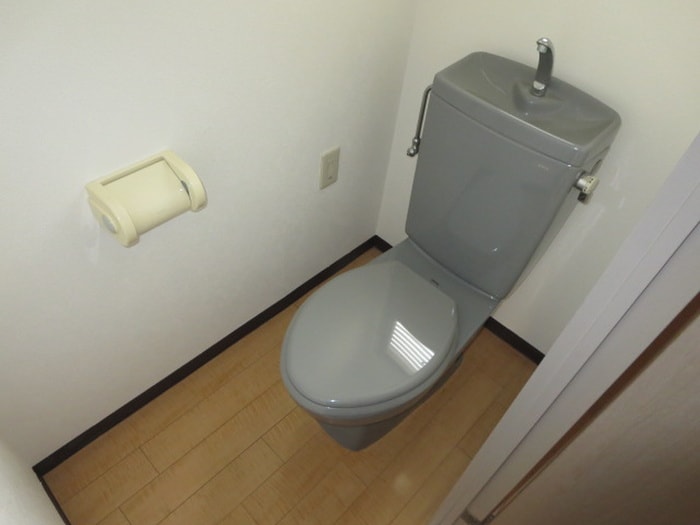 トイレ ちせんビル