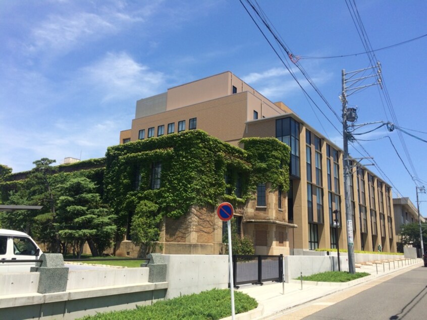 愛知学院大学(大学/短大/専門学校)まで807m 本山ブライトレジデンス