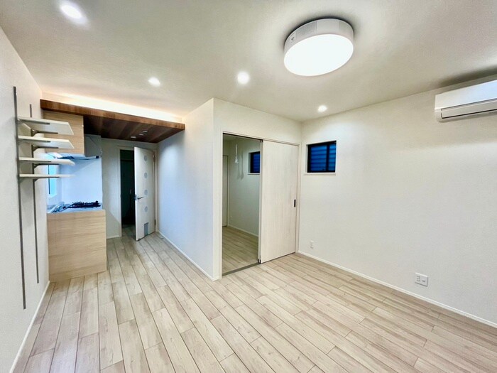 居室 ＲＵＳＵＴＯ‐ＲＥ　ＡＪＩＭＡ