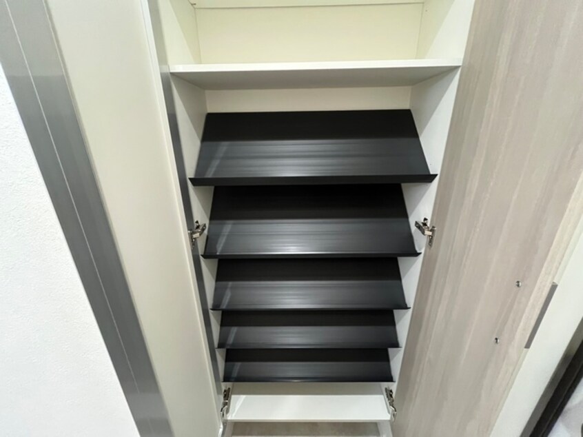 靴箱 ＲＵＳＵＴＯ‐ＲＥ　ＡＪＩＭＡ