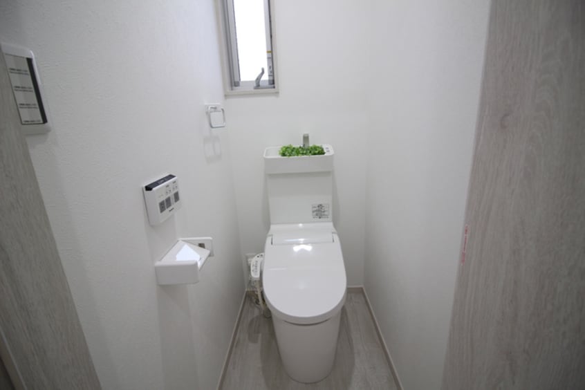 トイレ MIZUHO UCHIKATA AP