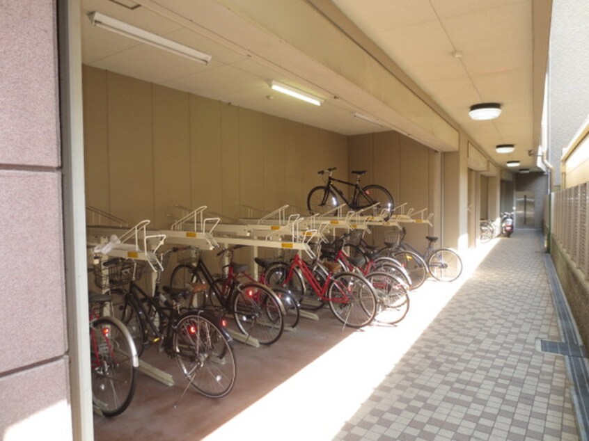 駐輪場 ＣＬＡＩＲ ＨＥＩＷＡ