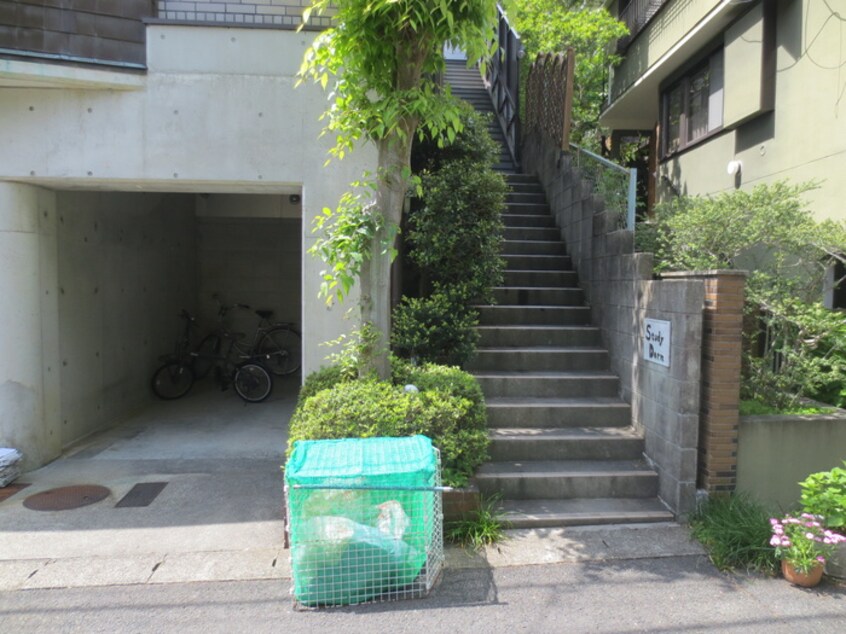 エントランス部分 スタディー　ドーム