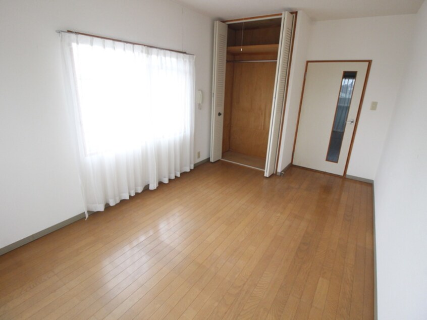 居室 ダーハムグリーン