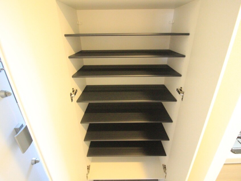 靴箱 SHOKEN Residence名古屋〈泉〉