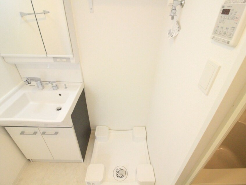 洗濯機置場 SHOKEN Residence名古屋〈泉〉