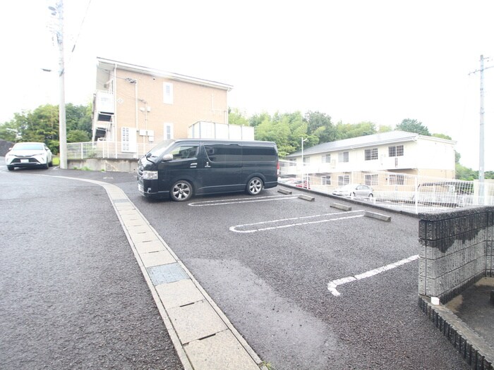 駐車場 サフィニアガーデンB棟