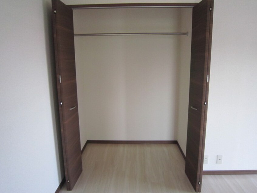 収納 カーサ六番町