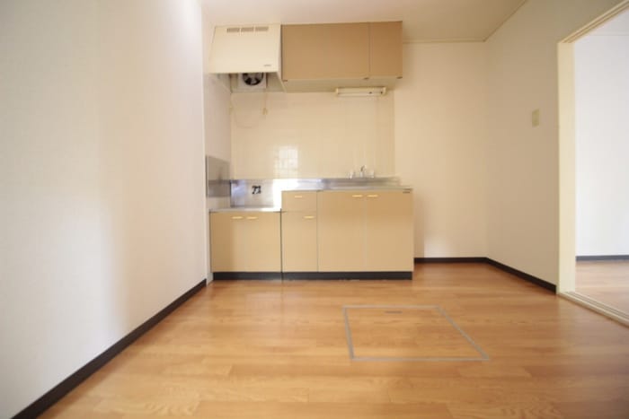 キッチン ビューハイツ有松 ＡＢ