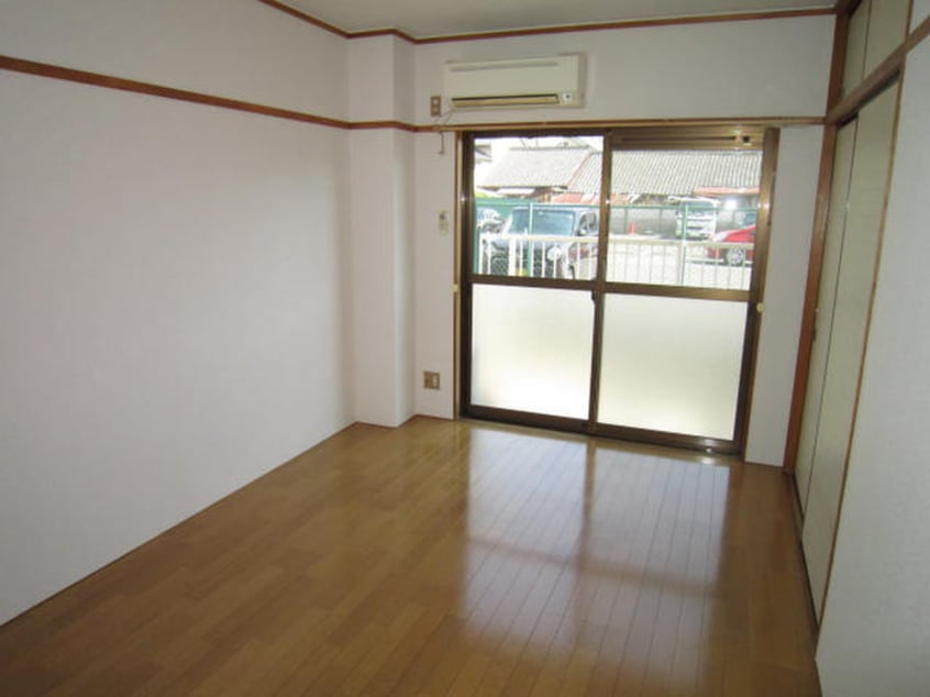 居室 ロイヤルハイツ２