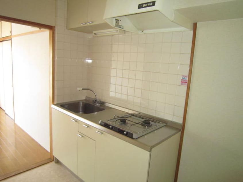 キッチン ロイヤルハイツ２