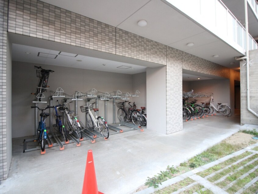 駐輪場 エスリード新栄プライム(702)