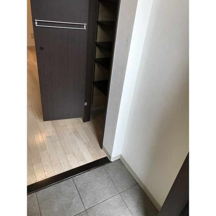 玄関 ラ・ナチュ－ル