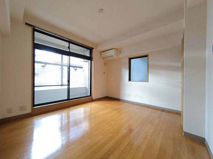 居室 エスタシオン新栄