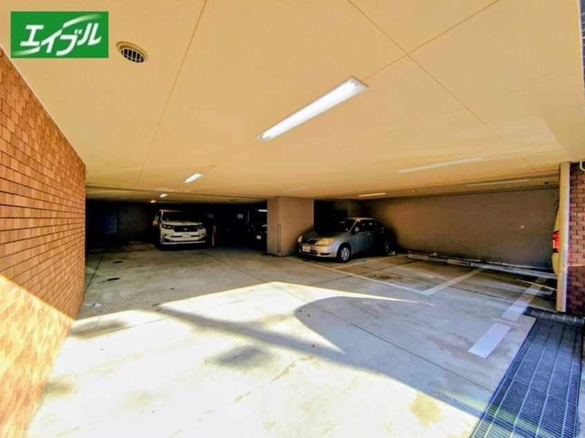 駐車場 エスタシオン新栄