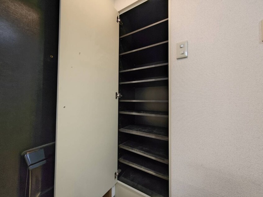 靴箱 エスタシオン新栄