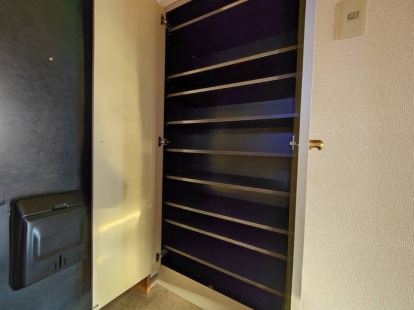 靴箱 エスタシオン新栄