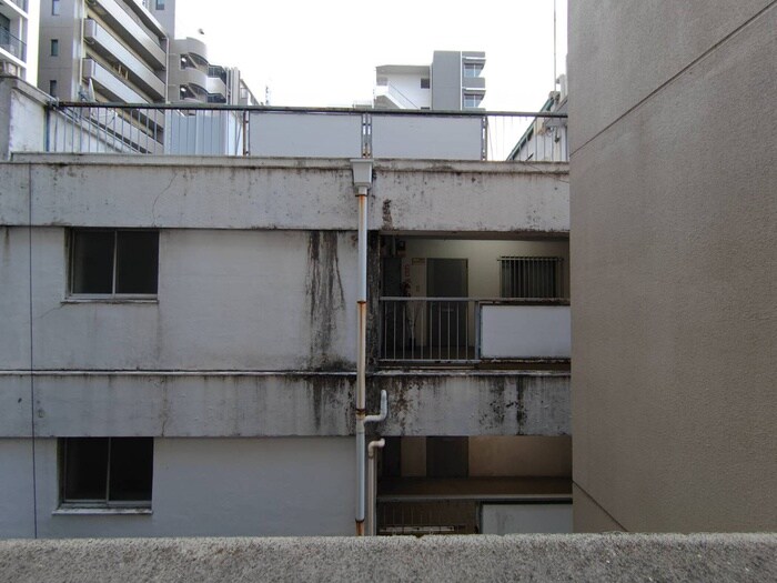 室内からの展望 エスタシオン新栄