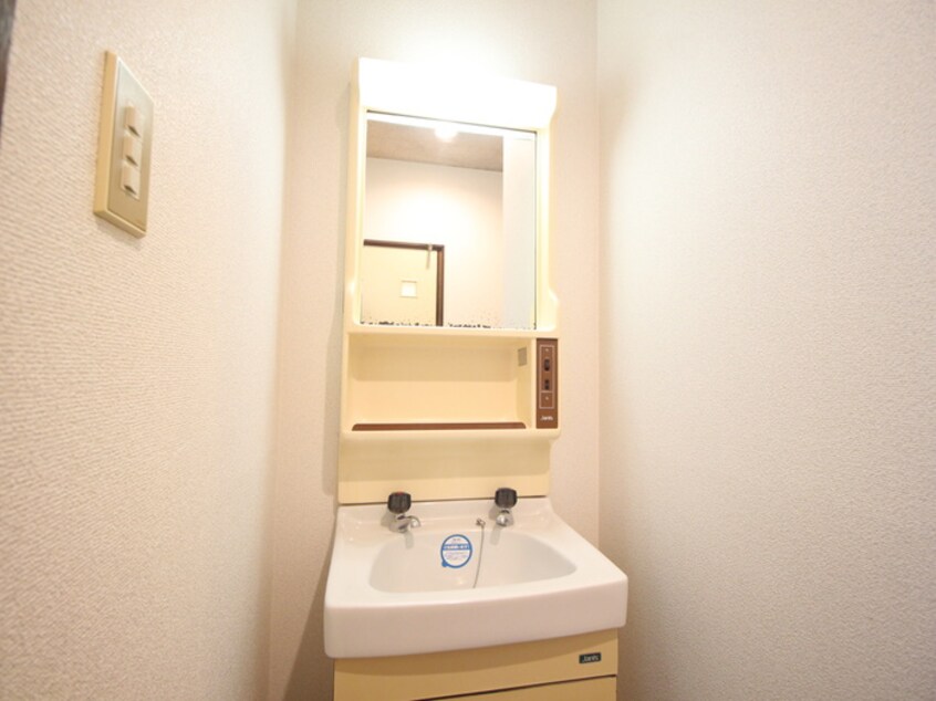 洗面 ム－ニ－　一つ山