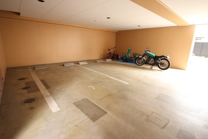 駐車場 パラシオ