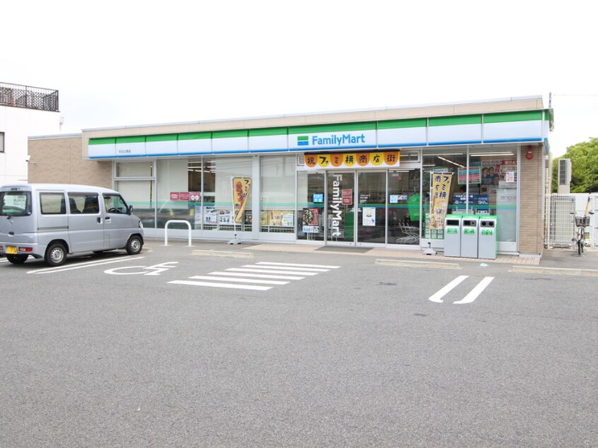 ファミリーマート天白土原店(コンビニ)まで760m コ－ポ一つ山