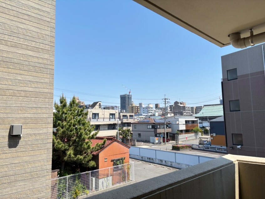 室内からの展望 セルリア－ナ千種