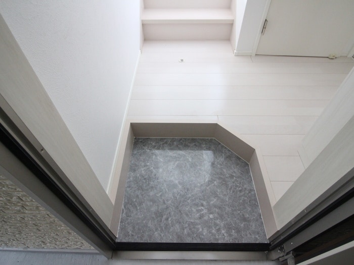 玄関 クレインハイツ本陣