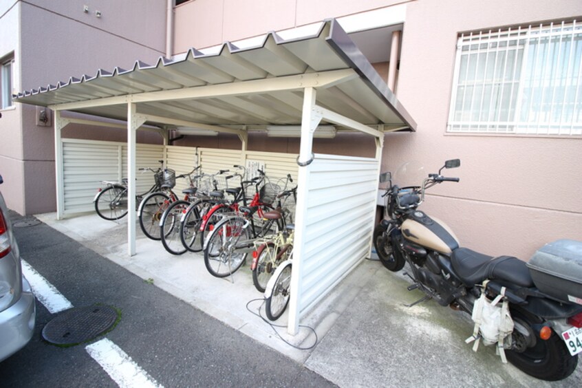 駐輪場 高杉ハイツ丹羽