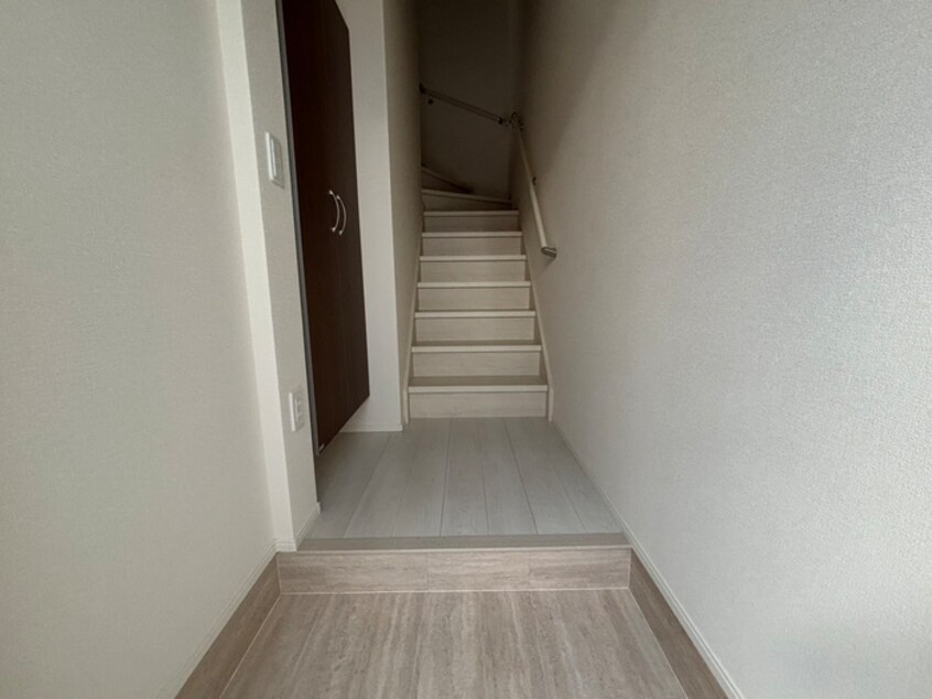 玄関 エイプリル　ハウス