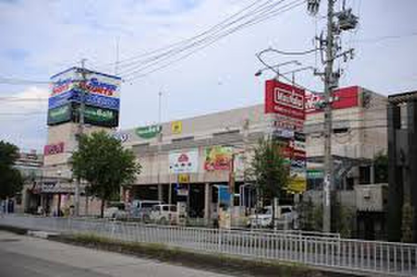 マックスバリュ砂田橋店(スーパー)まで462m エイプリル　ハウス